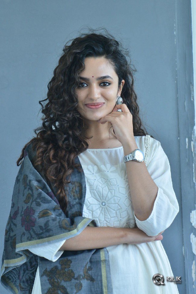 Malavika-Nair-New-Stills